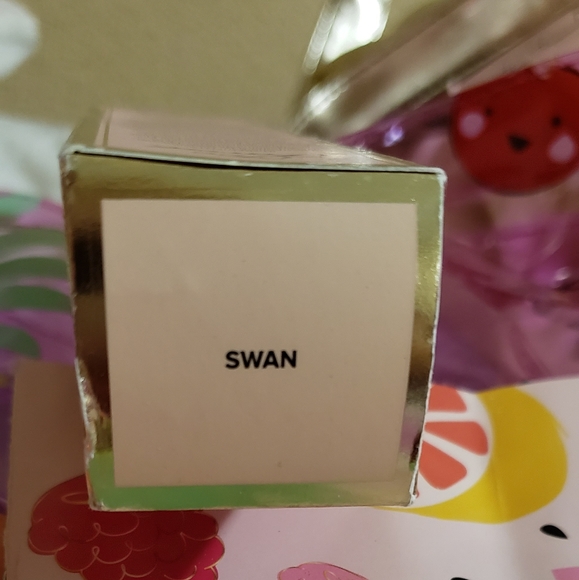 Too Faced Dew You Tutti Frutti Foundation - Picture 12 of 15